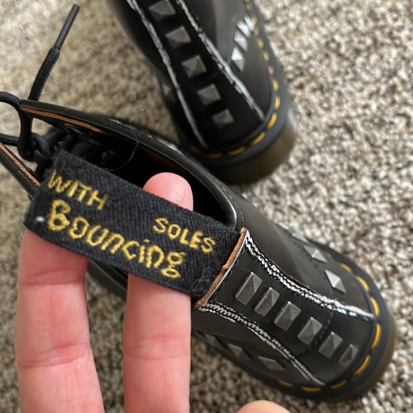 Slightly used Doc Martens w studs - Picture 6 of 9